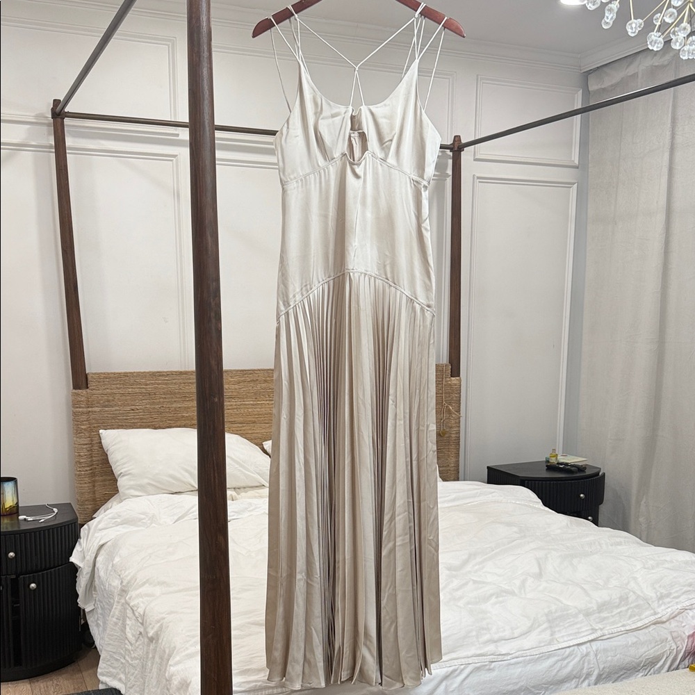 L'Academie Women's Caris Maxi Dr...
Sigatoka Electric Ltd